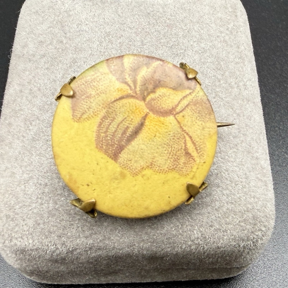 Antique Edwardian Era Violet Flower Porcelain Brooch Brass C Clasp 1" Pin c1900